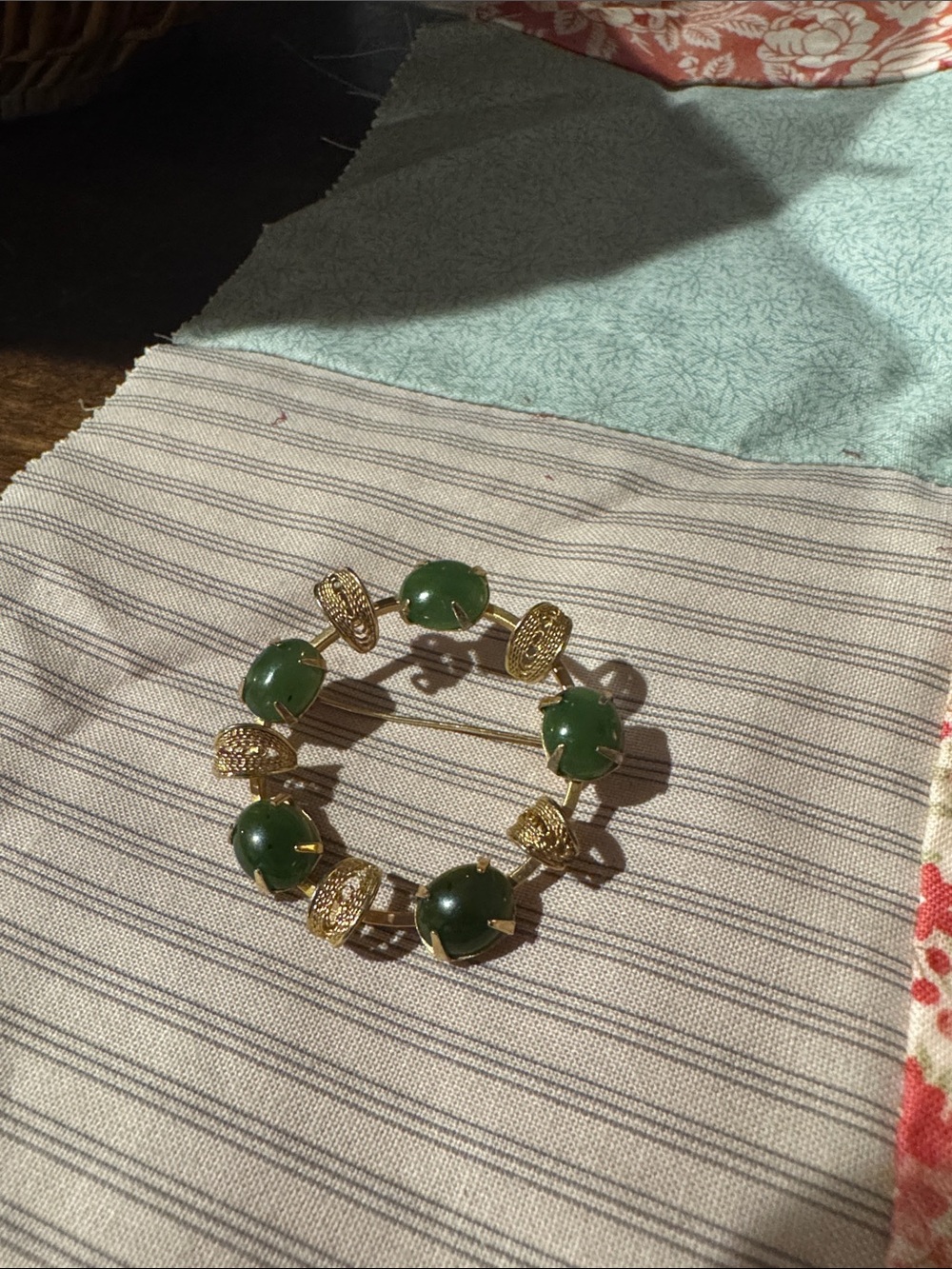Source Unknown Gold-Tone Brooch with Dark Green Cabochons